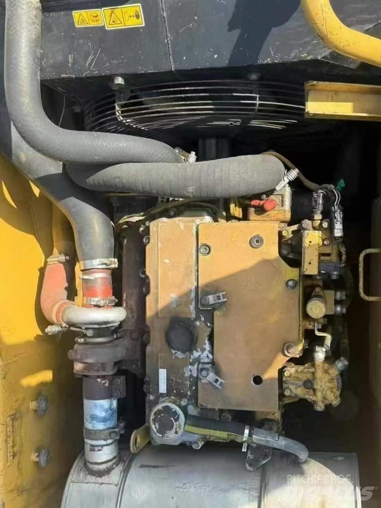 CAT 315 D Kāpurķēžu ekskavatori