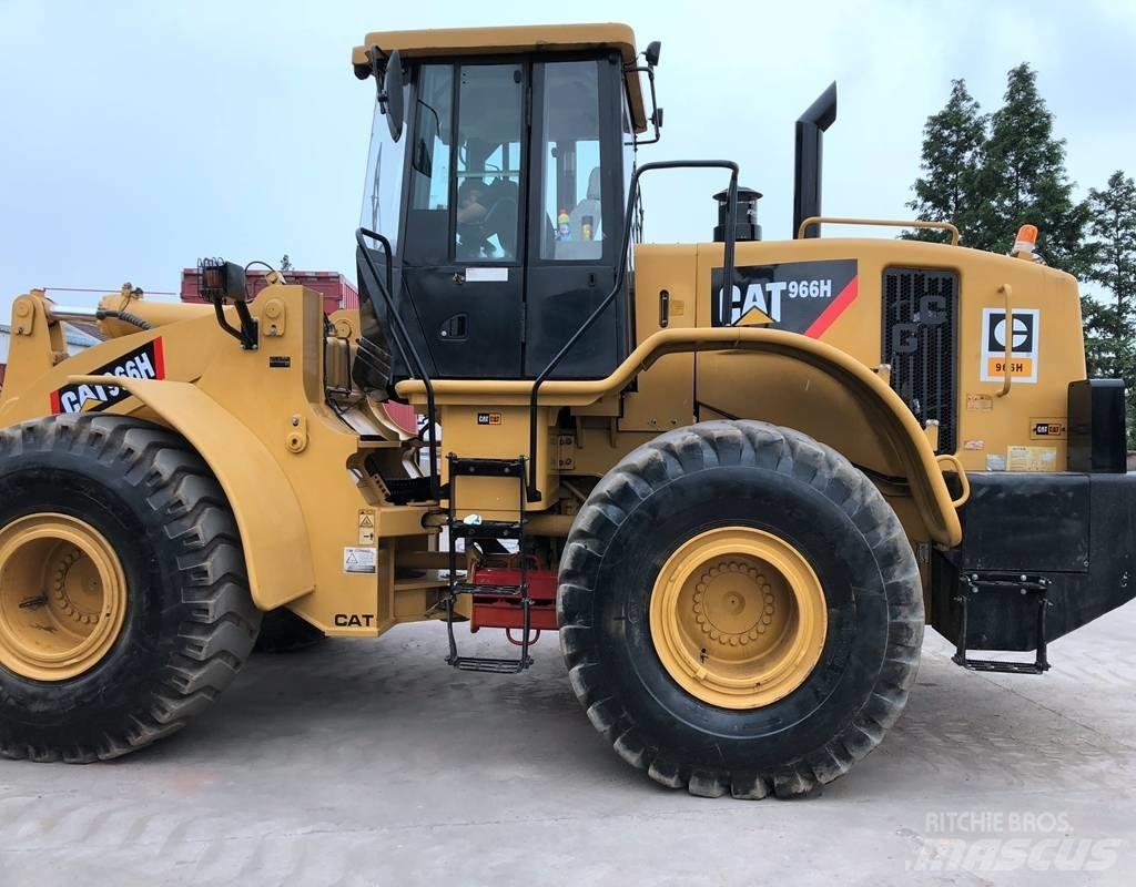 CAT 966H Iekrāvēji uz riteņiem