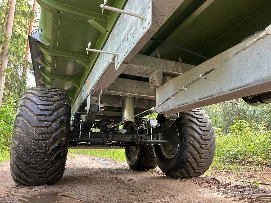 Fliegl TMK 200 Treileri-pašizgāzēji