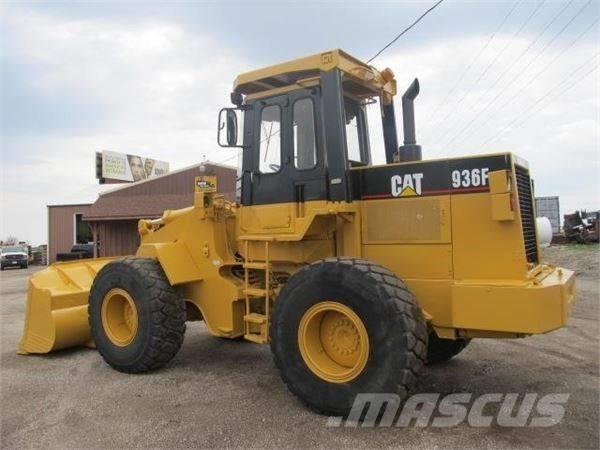 CAT 936 F Iekrāvēji uz riteņiem