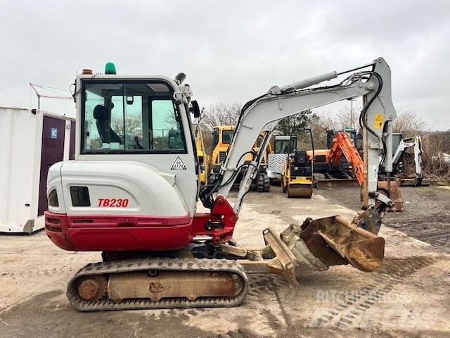 Takeuchi TB 230 Mini ekskavatori < 7 t