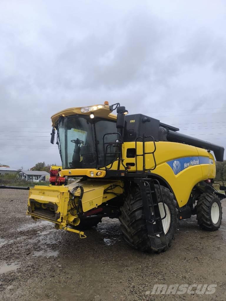New Holland CX 8060 Ražas novākšanas kombaini
