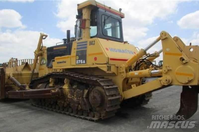 Komatsu D275A-5 Kāpurķēžu buldozeri