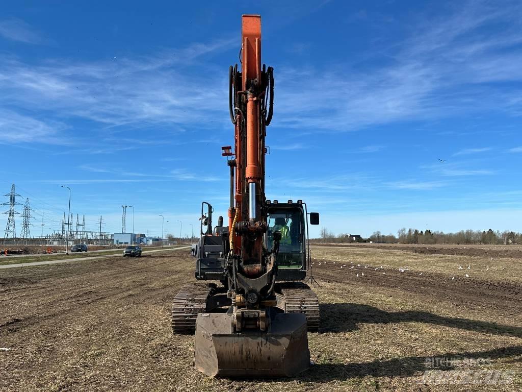Hitachi ZX 210 LC-6 Kāpurķēžu ekskavatori