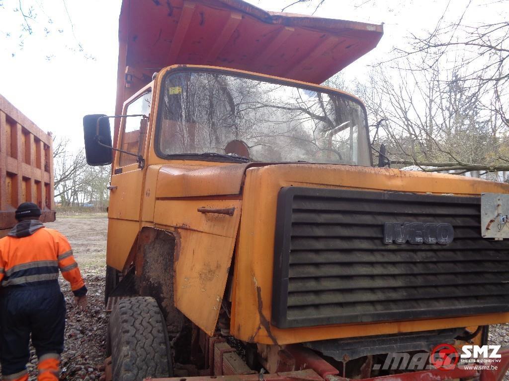 Iveco 330.30 Smagās mašīnas ar konteineriem