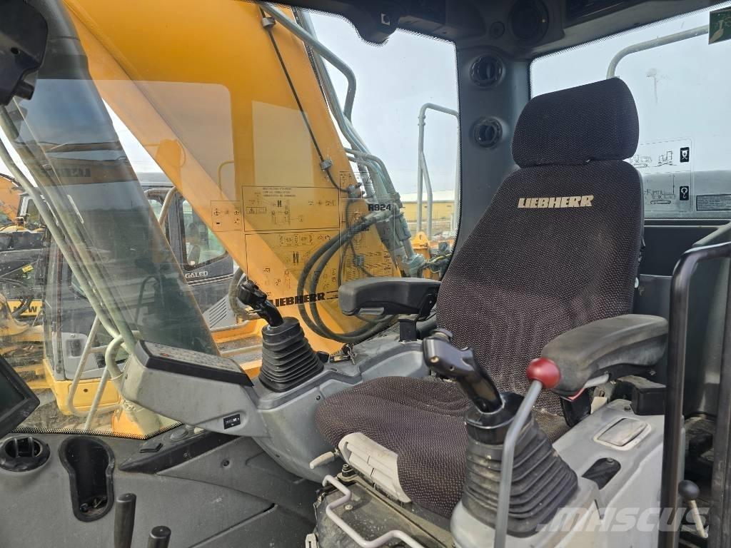 Liebherr R 924 Kāpurķēžu ekskavatori