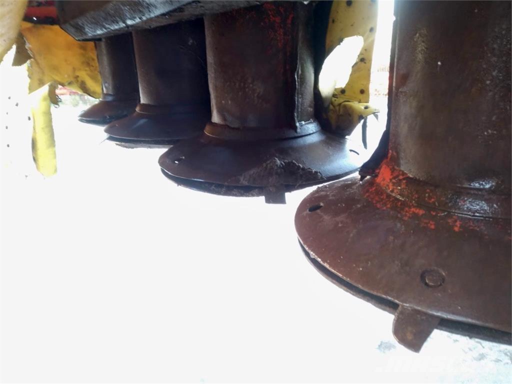 Fella KM 270 FZ Pļaujmašīnas ar kondicionieri