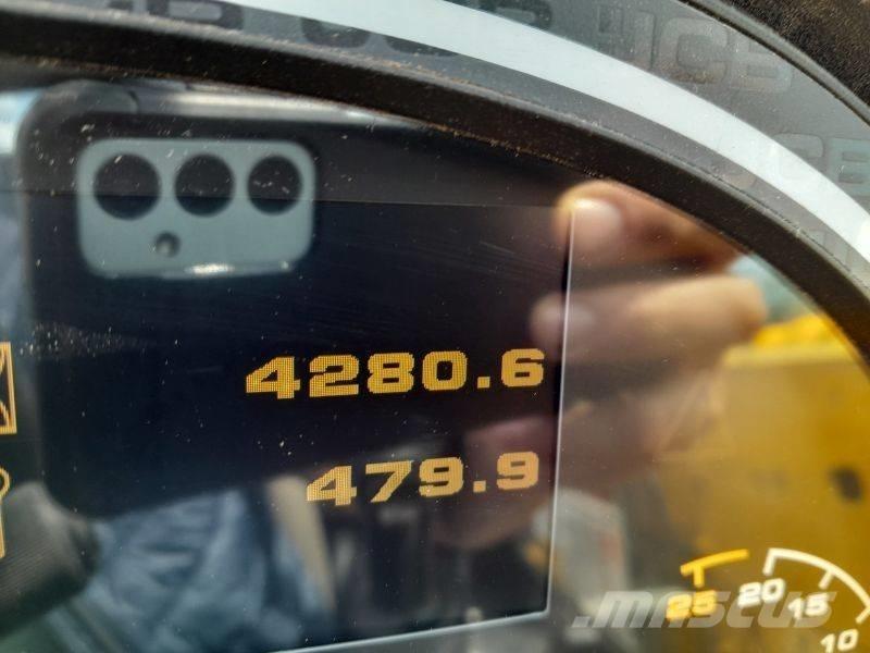 JCB 525-60 Teleskopiskie manipulatori