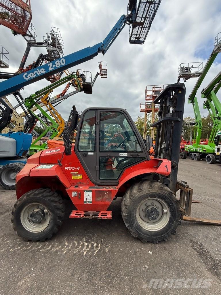 Manitou M30-4 ST3B Teleskopiskie manipulatori