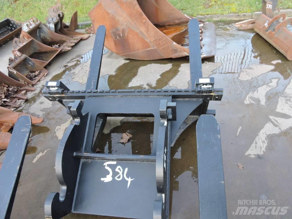  Palletvorken CW40 Visurgājēji celtņi