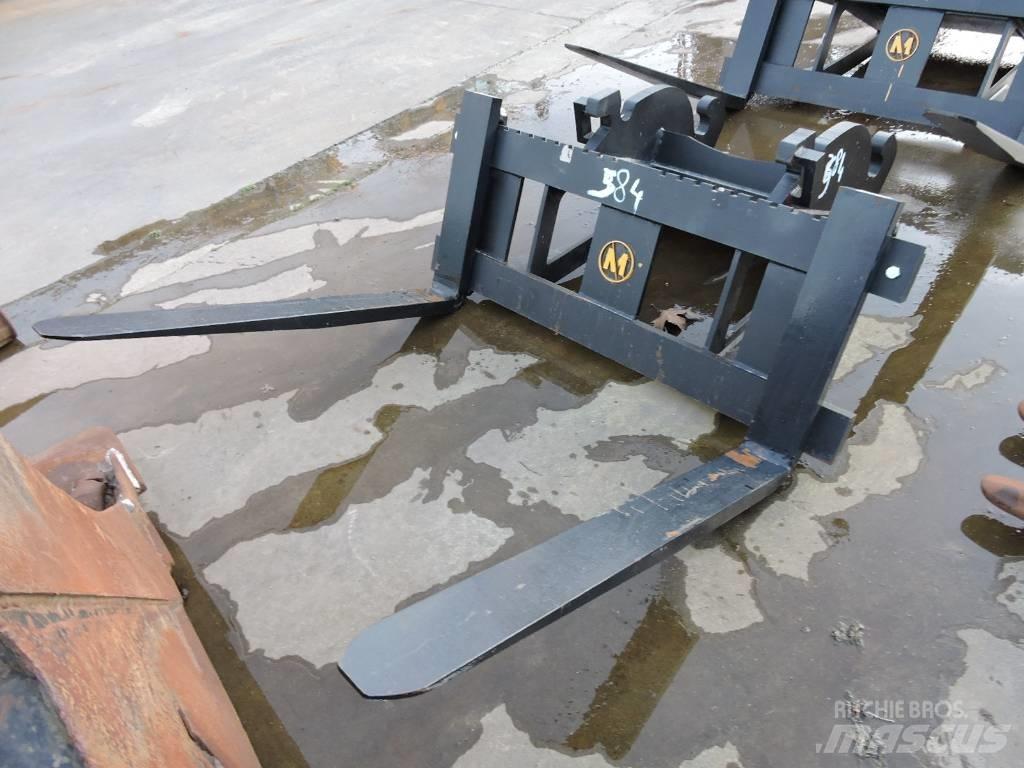  Palletvorken CW40 Visurgājēji celtņi