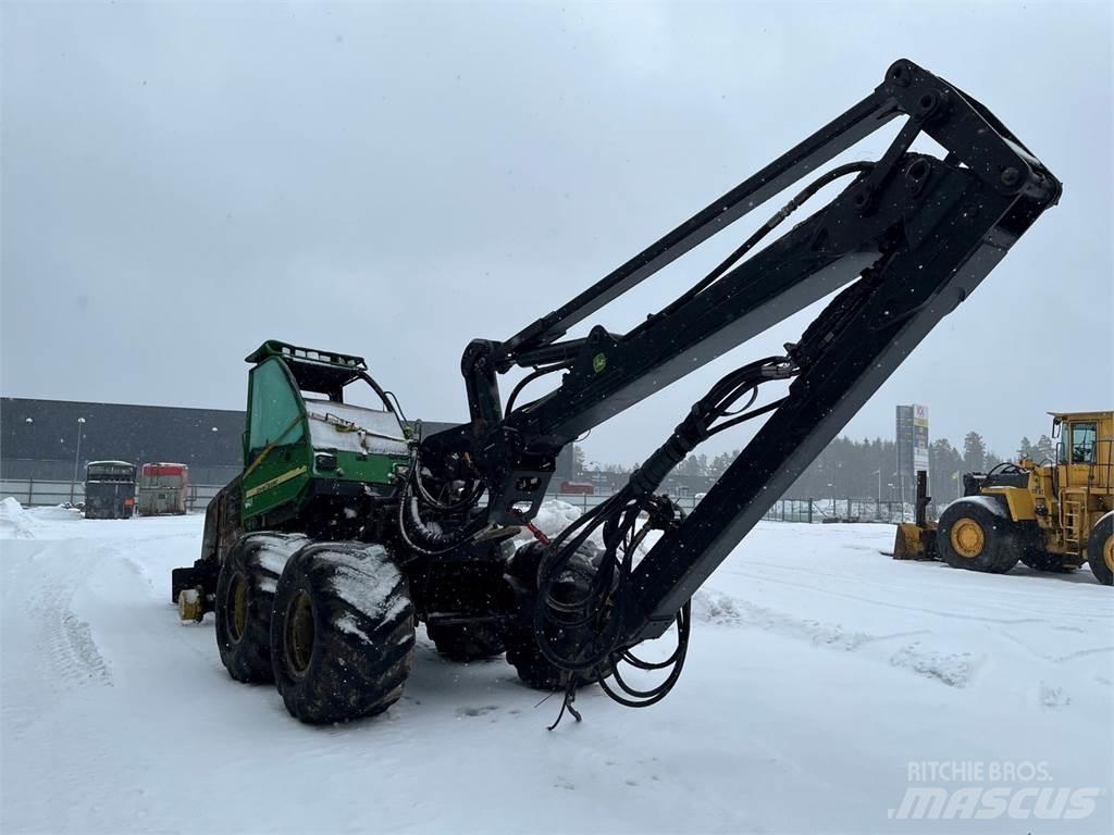 John Deere 1470D Harvesteri
