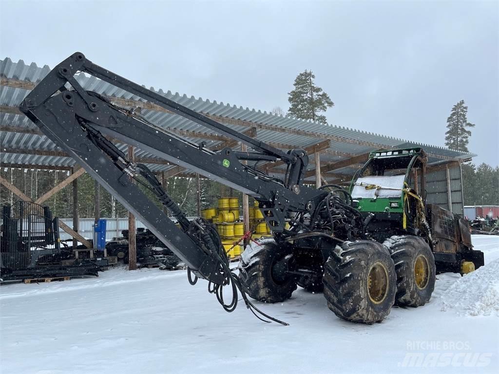 John Deere 1470D Harvesteri