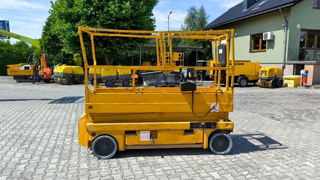 Haulotte Compact 8 Šķerveida pacēlāji