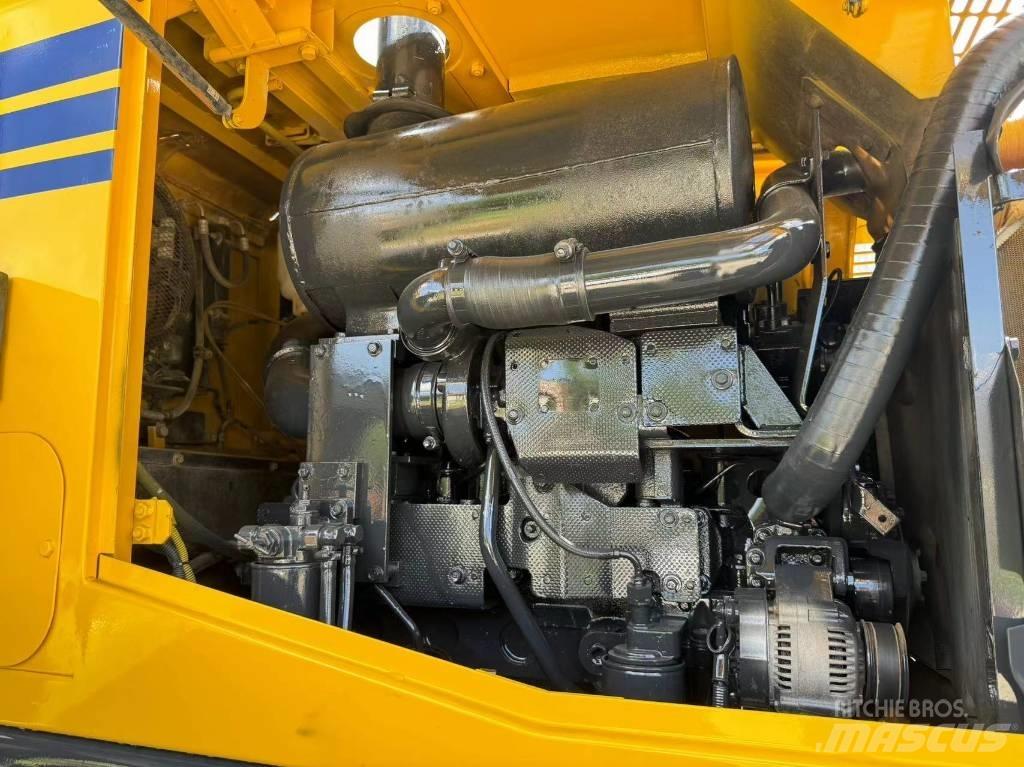 Komatsu WA 320-5 Iekrāvēji uz riteņiem