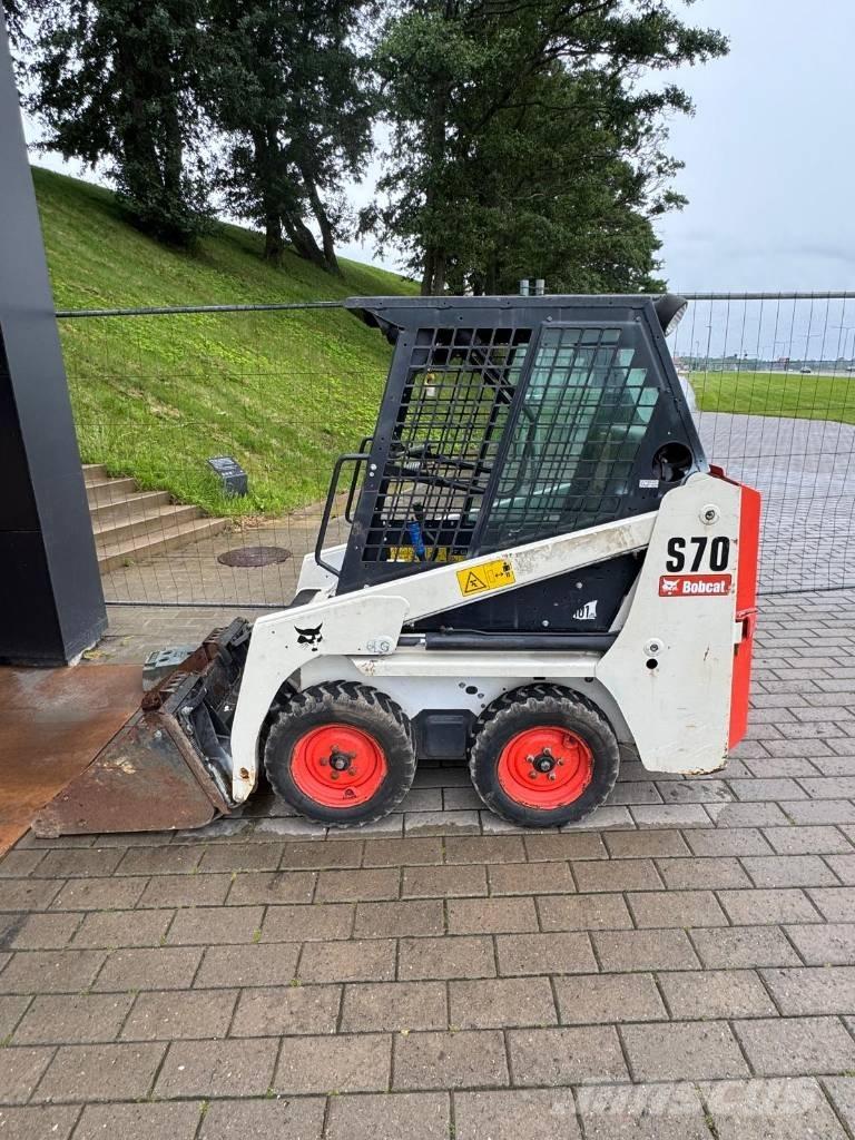 Bobcat S 70 Lietoti riteņu kompaktiekrāvēji