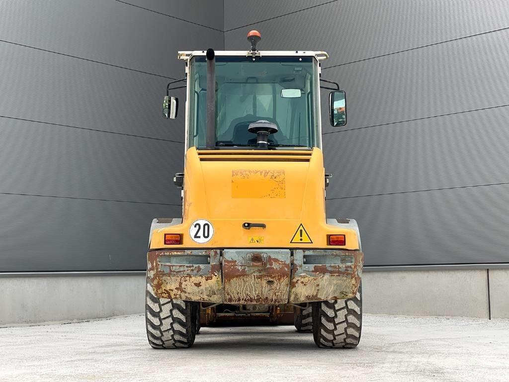 Liebherr L 506 Iekrāvēji uz riteņiem