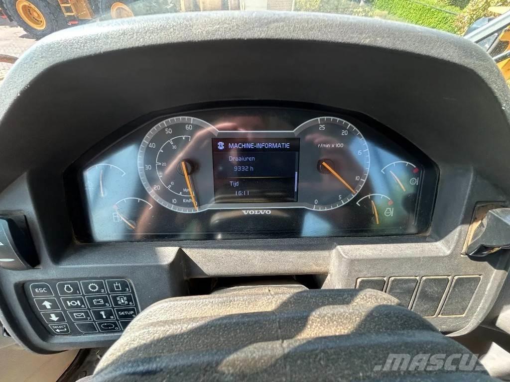 Volvo L90 H Iekrāvēji uz riteņiem