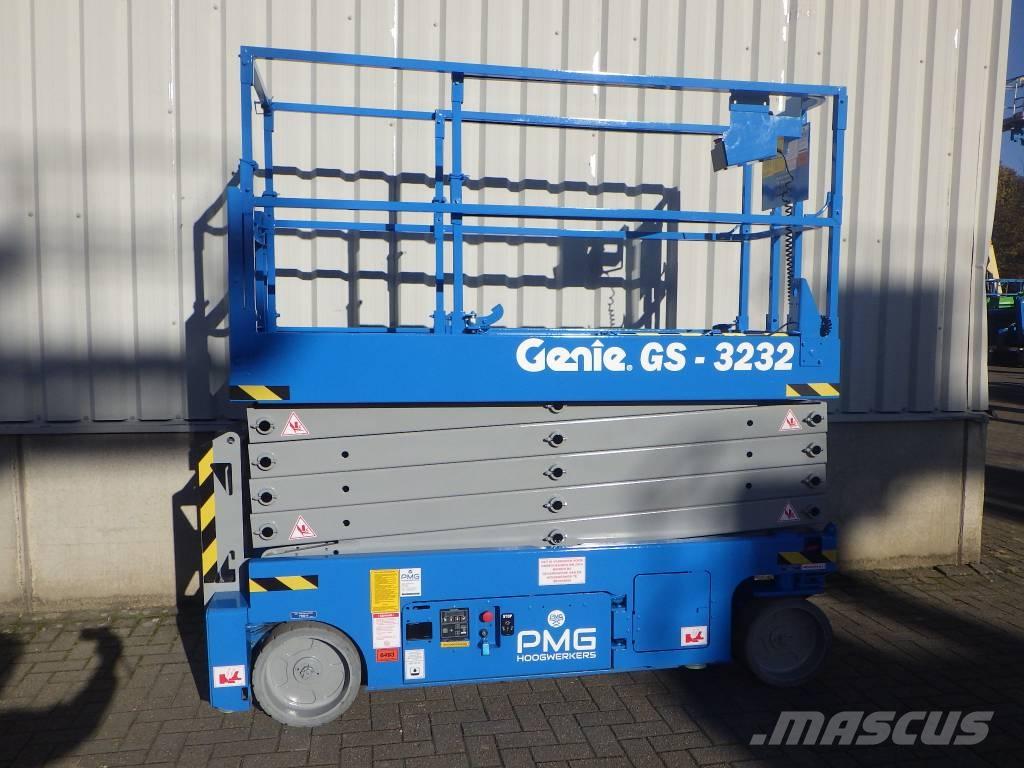 Genie GS3232 Šķerveida pacēlāji