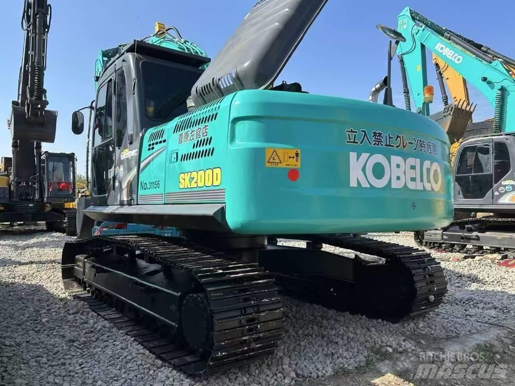 Kobelco SK 200 LC I Kāpurķēžu ekskavatori