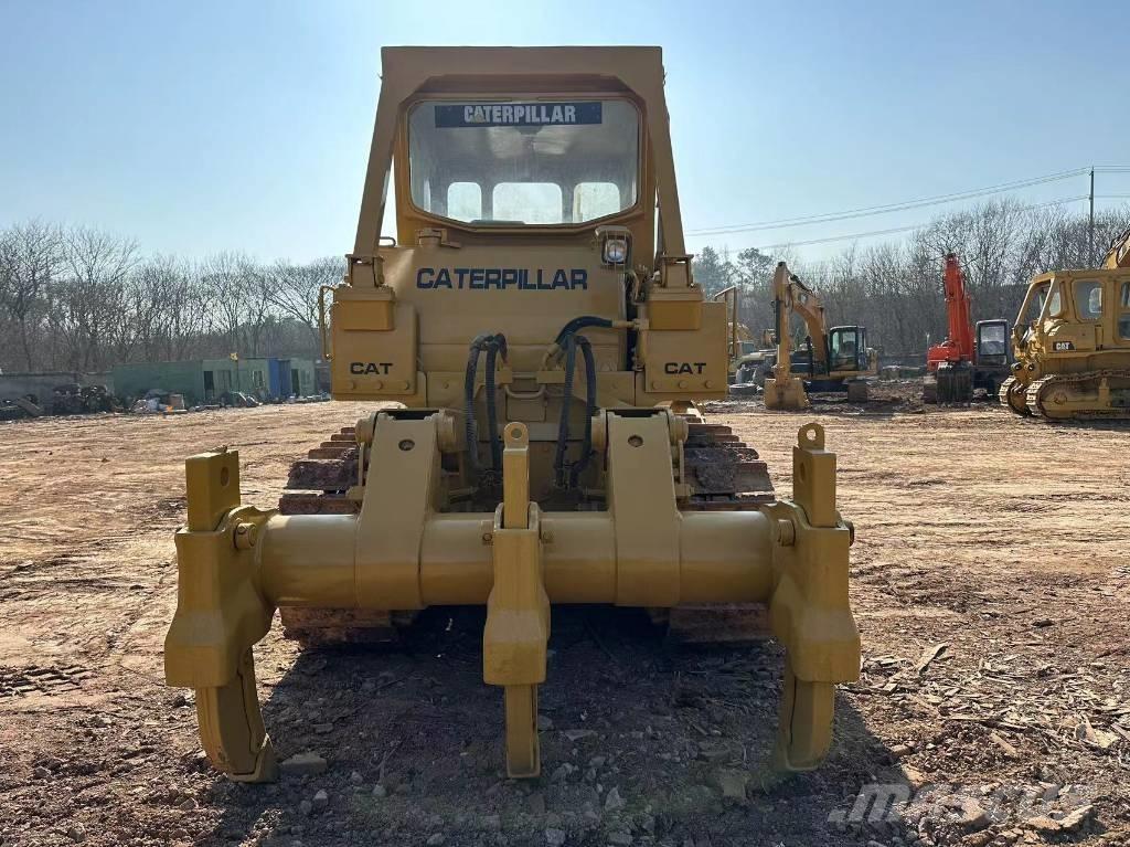 CAT D 8 K Kāpurķēžu buldozeri