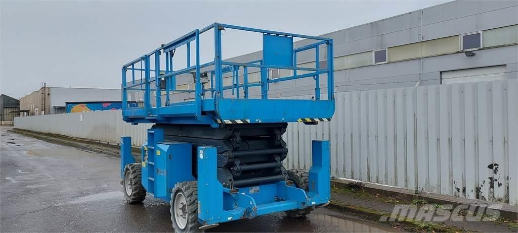 ATN CX15, 4x4 Šķerveida pacēlāji