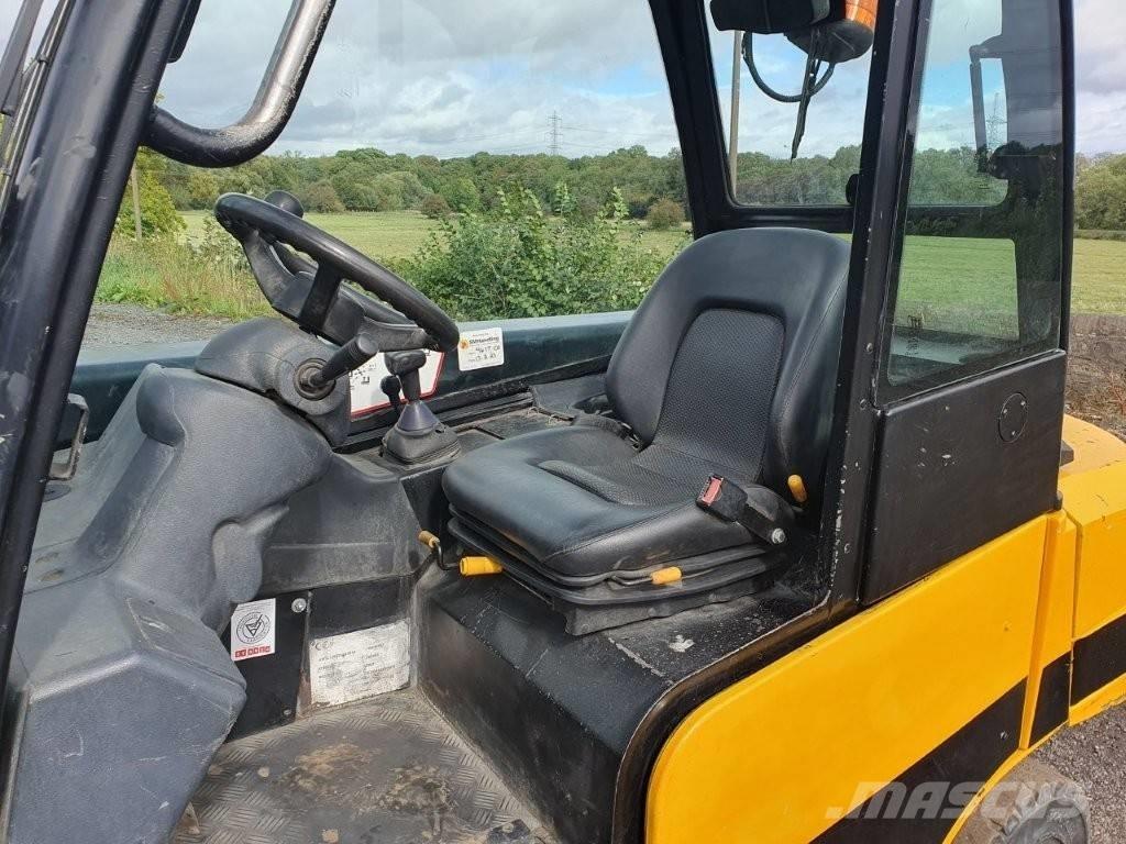 JCB TLT 30 D Teleskopiskie manipulatori
