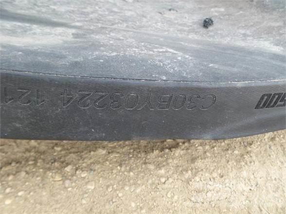  CAMSO 601918D1 Sliedes, ķēdes un šasija