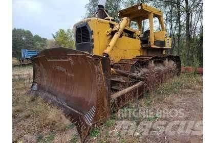 CAT D9H Kāpurķēžu buldozeri