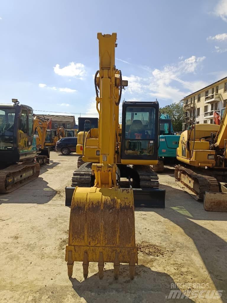 Komatsu PC 70 Kāpurķēžu ekskavatori