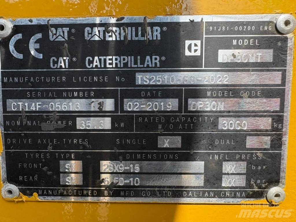 CAT DP30NT Tehnika ar dīzeļa dzinēju