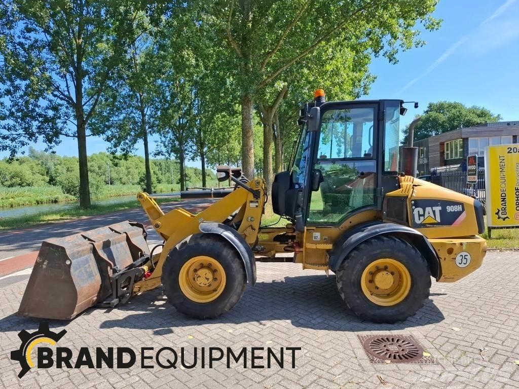CAT 908H Iekrāvēji uz riteņiem
