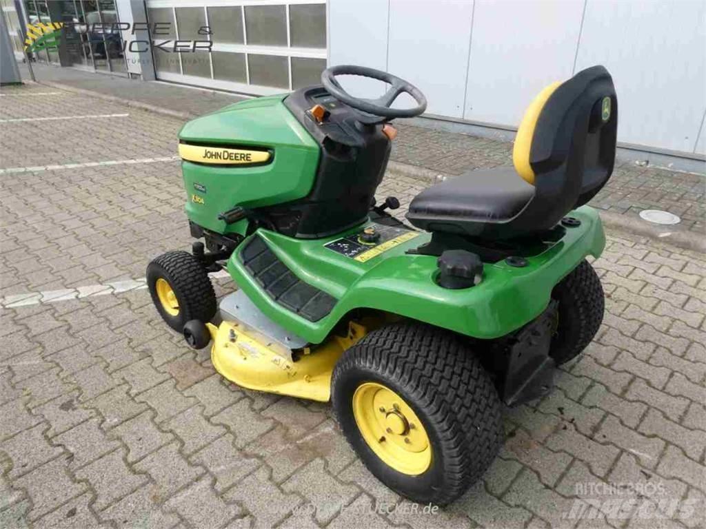 John Deere X304 Pļaujmašīnas