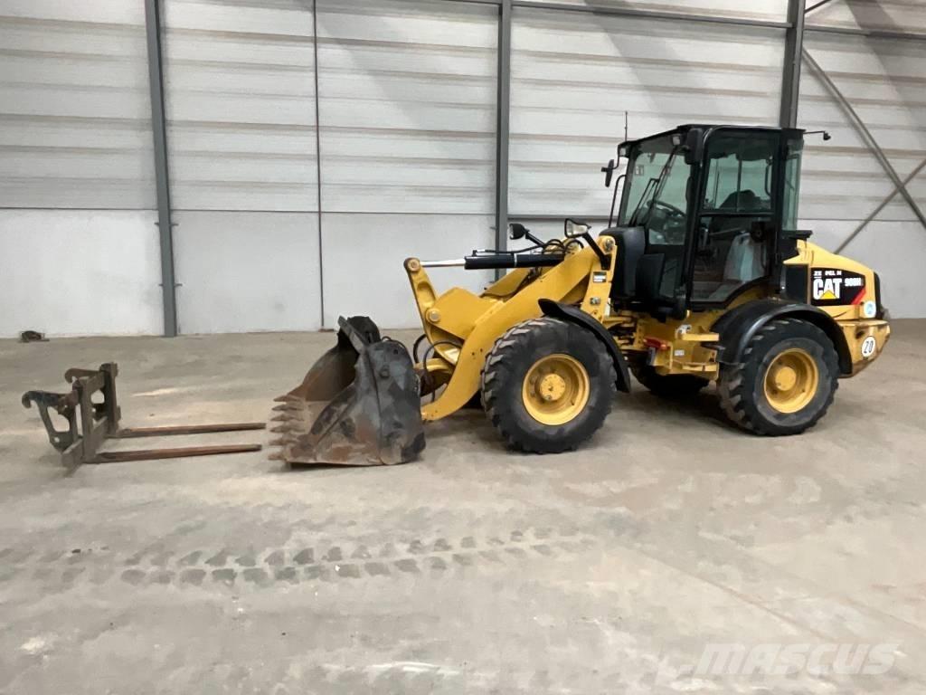 CAT 908 H 2 Iekrāvēji uz riteņiem