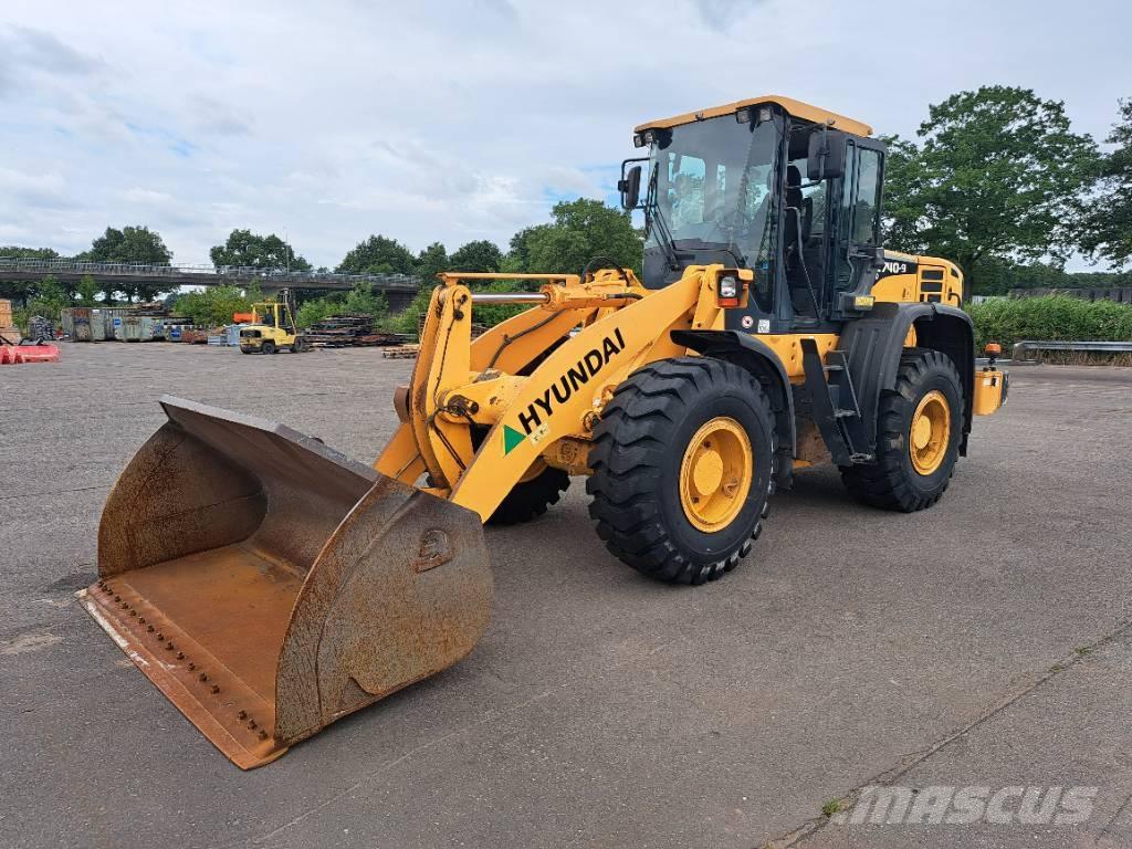 Hyundai HL 740 XTD-9 Iekrāvēji uz riteņiem