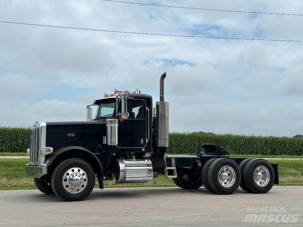 Peterbilt 388 Vilcēji