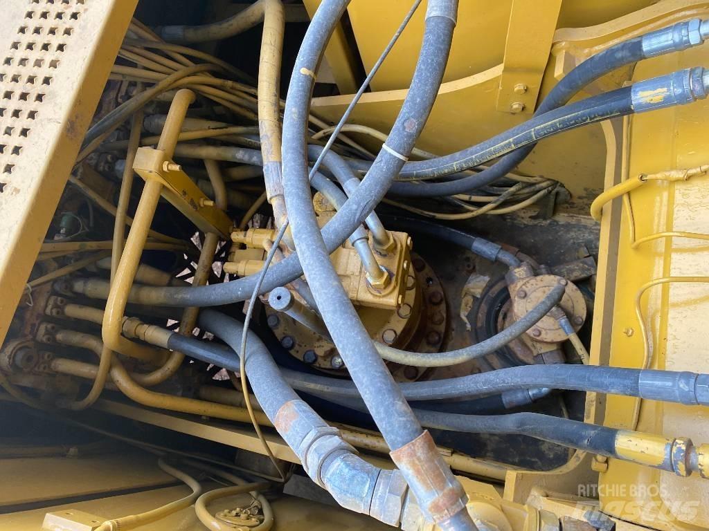 CAT 320 B Kāpurķēžu ekskavatori