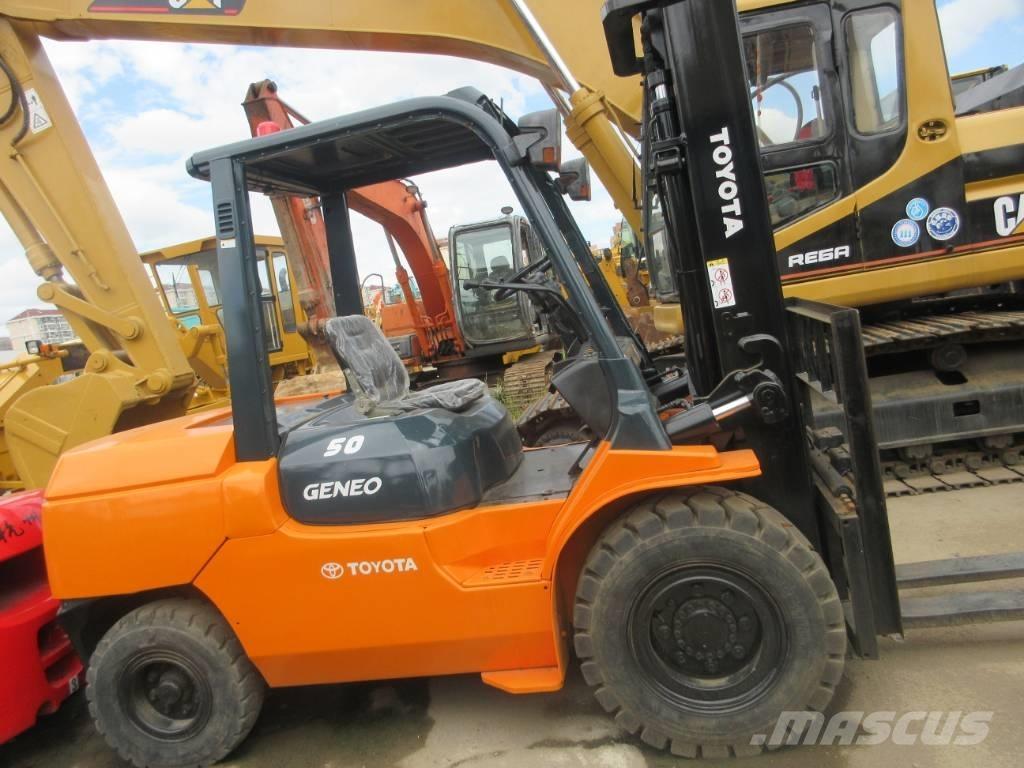 Toyota FD 50 Tehnika ar dīzeļa dzinēju