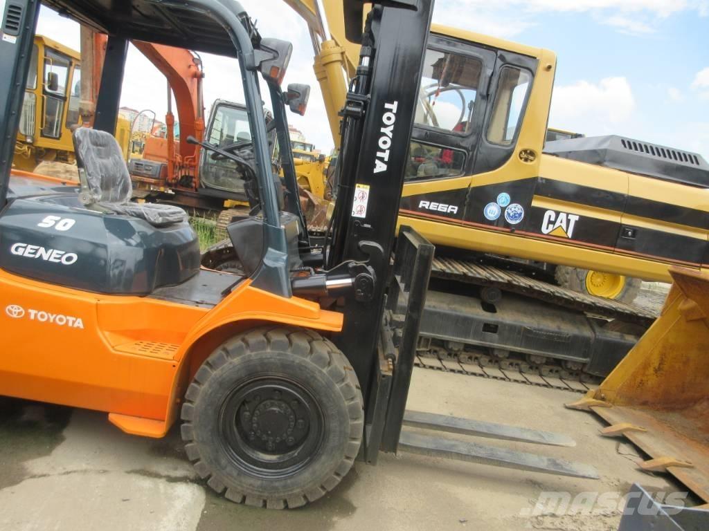 Toyota FD 50 Tehnika ar dīzeļa dzinēju
