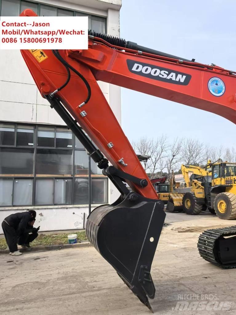Doosan DX 225 LCA Kāpurķēžu ekskavatori