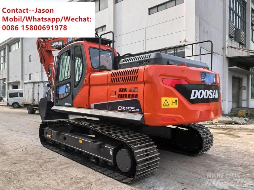 Doosan DX 225 LCA Kāpurķēžu ekskavatori