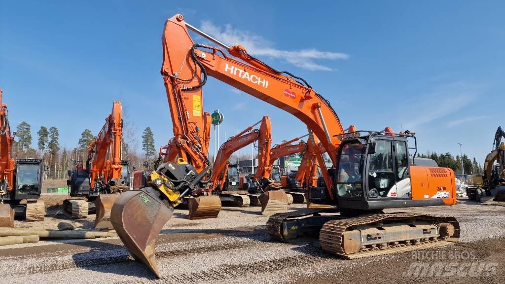 Hitachi ZX210LC-6 Kāpurķēžu ekskavatori