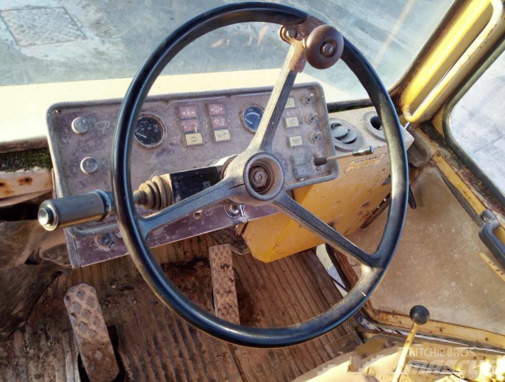 Hydrema MBC 4x4 Artikulētie pašizgāzēji