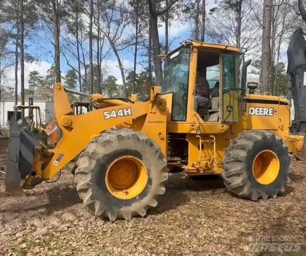 John Deere 544 H Iekrāvēji uz riteņiem
