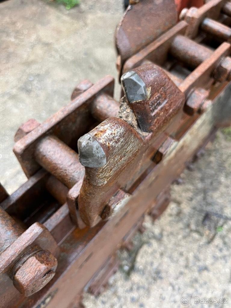 Ditch Witch RT80Q Tranšeju racēji