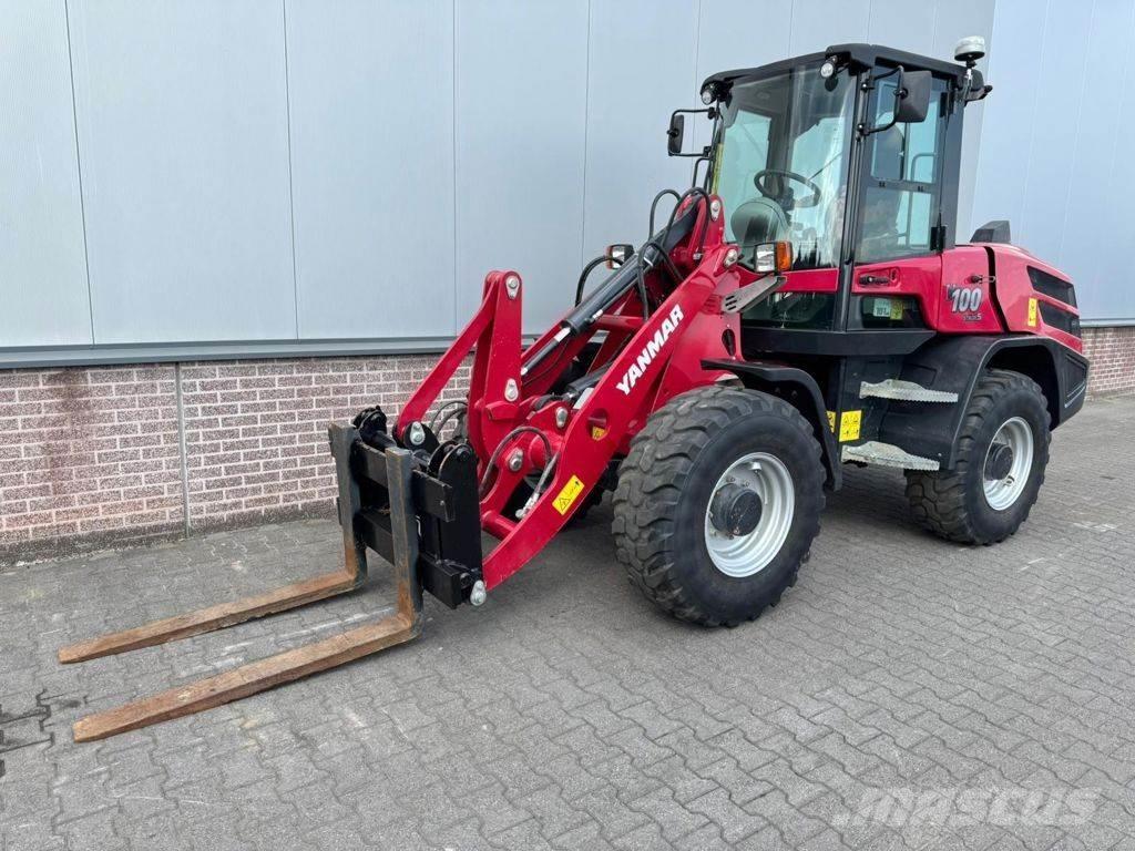 Yanmar V100 Iekrāvēji uz riteņiem