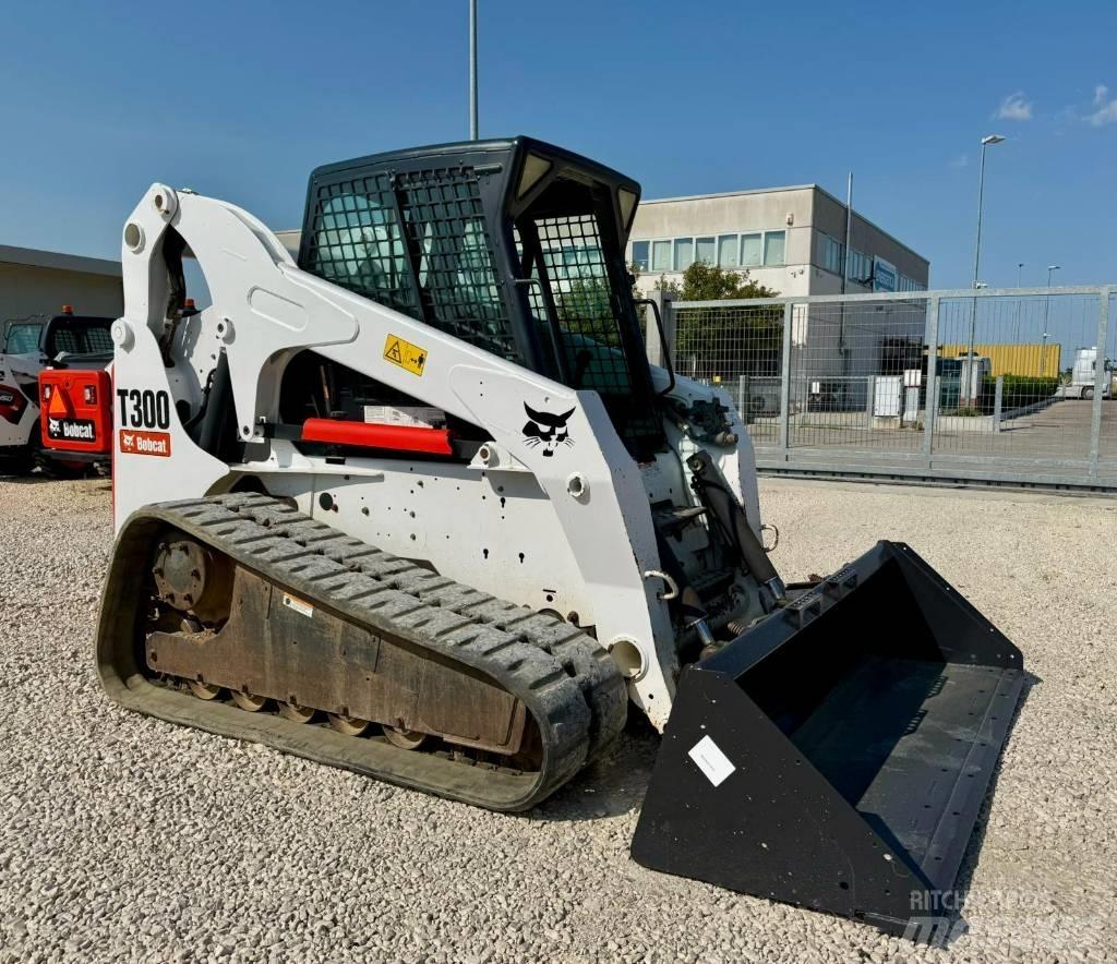 Bobcat T 300 Mini iekrāvēji