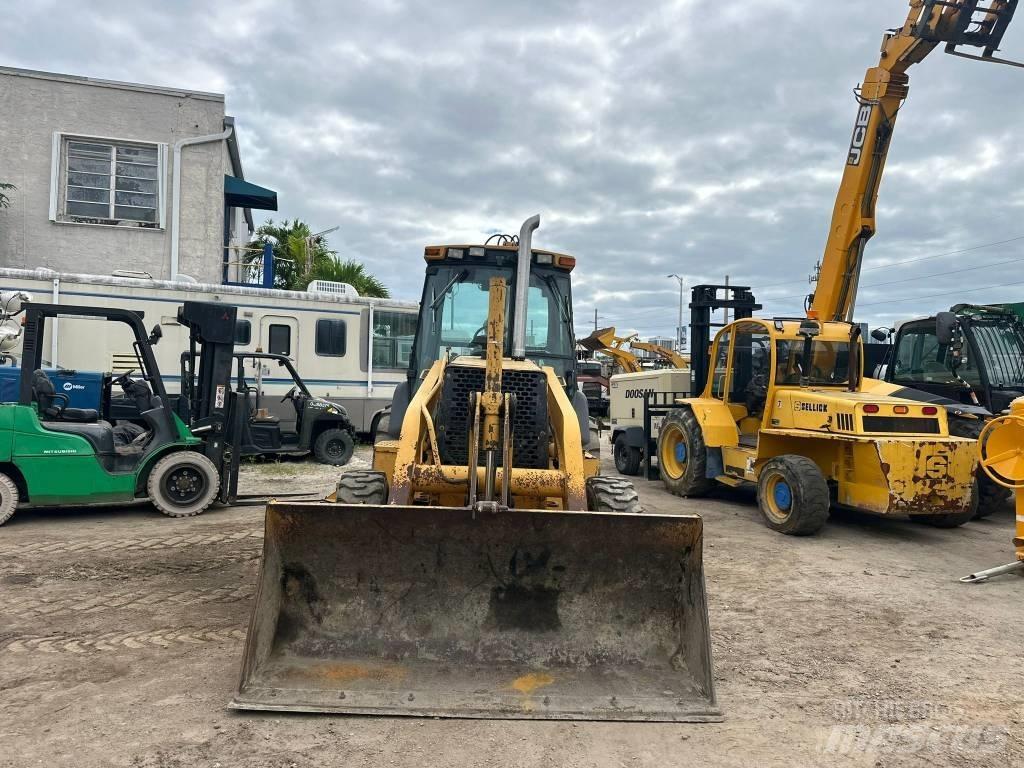 John Deere 310 E Ekskavatori-iekrāvēji