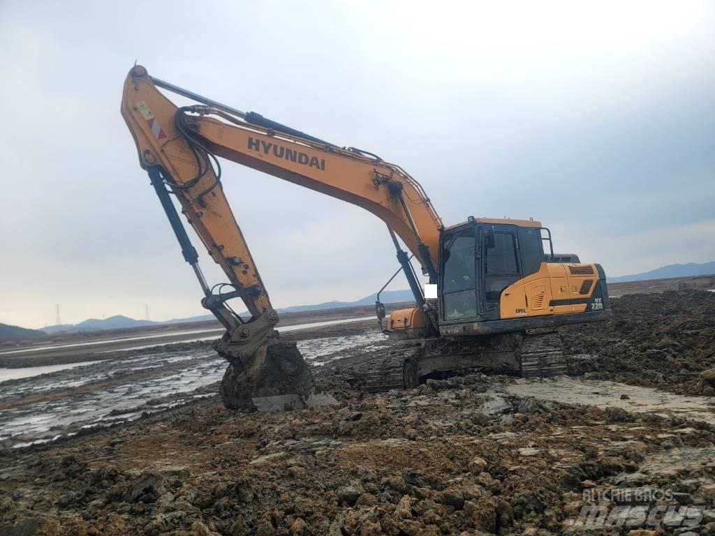 Hyundai HX 220 Kāpurķēžu ekskavatori