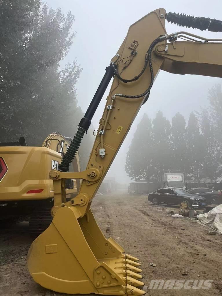 CAT 2021 CAT 330 Ekskavatori uz riteņiem